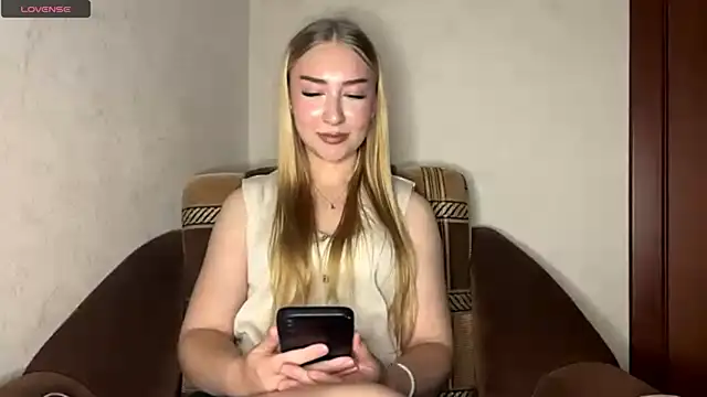 AlinaTeaseX online show from July 2, 2026, 8:26 pm
