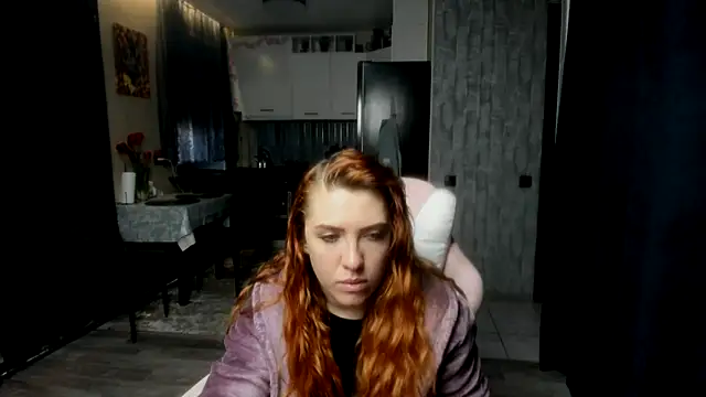 Reginasmilee online show from April 30, 2026, 2:51 am