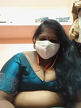 Snapshot of yalini1431 chatting on July 20, 2026, 8:33 pm yalini1431 online show from July 20, 2026, 8:33 pm