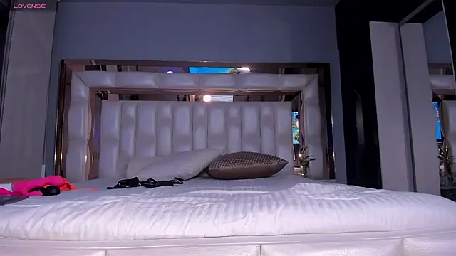 SarahPreston online show from January 13, 2025, 12:51 am