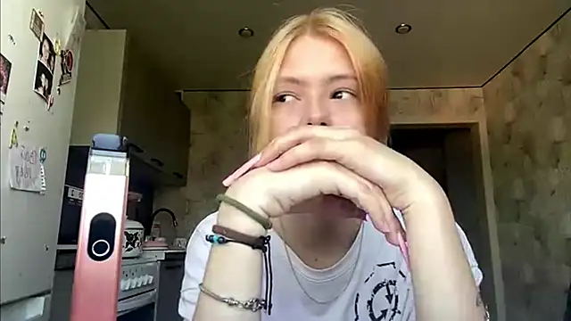 Snapshot of Jeneienal_1 chatting on June 26, 2026, 2:12 pm Jeneienal 1 online show from June 26, 2026, 2:12 pm