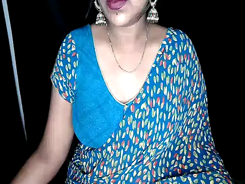 Snapshot of Shara20 chatting on August 7, 2026, 6:03 pm Shara20 online show from August 7, 2026, 6:03 pm
