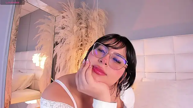 Snapshot of CassieCanddy chatting on July 29, 2026, 4:33 am CassieCanddy online show from July 29, 2026, 4:33 am