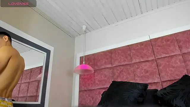 Jamexxx1  online show from July 13, 2026, 9:03 pm