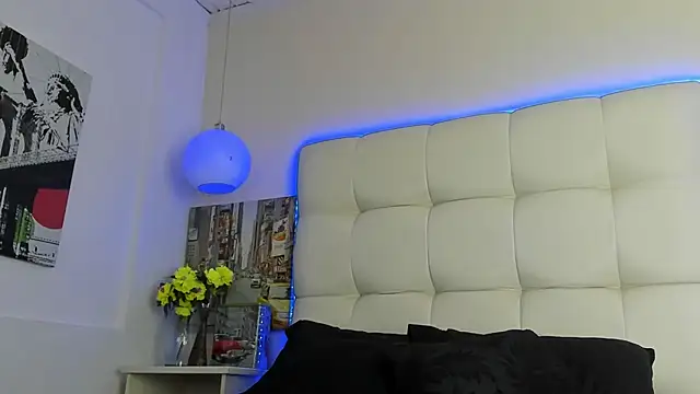 Jamexxx1  online show from August 1, 2026, 11:03 pm