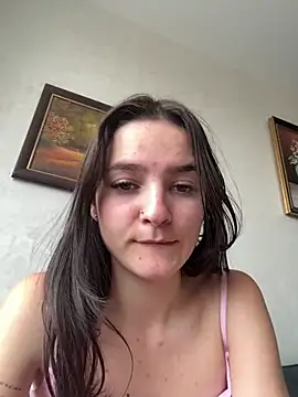 Snapshot of lole_di chatting on July 4, 2026, 3:38 pm lole di online show from July 4, 2026, 3:38 pm