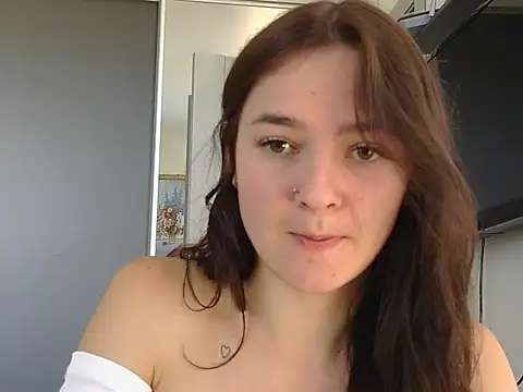 Snapshot of lole_di chatting on July 31, 2026, 1:32 pm lole di online show from July 31, 2026, 1:32 pm