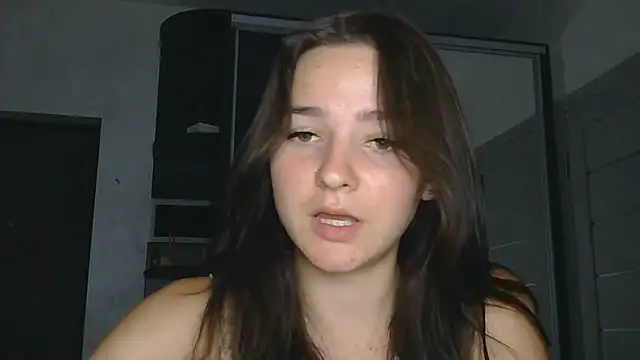 Snapshot of lole_di chatting on July 15, 2026, 7:43 pm lole di online show from July 15, 2026, 7:43 pm