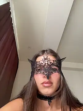 Mia Cannon online show from June 27, 2026, 12:11 pm