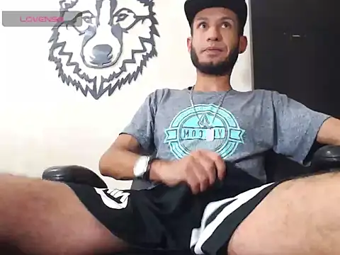 Snapshot of WOLFMONSTERDICK chatting on January 24, 2025, 3:00 am WOLFMONSTERDICK online show from January 24, 2025, 3:00 am