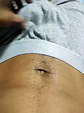 Hung Cubanxxx online show from July 12, 2026, 5:58 pm