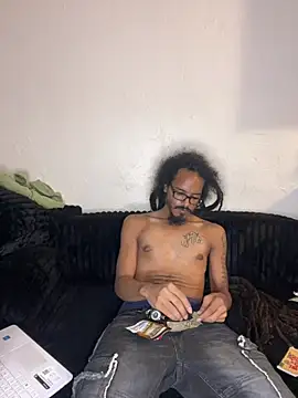 peachxpatron98 online show from July 20, 2026, 4:42 am