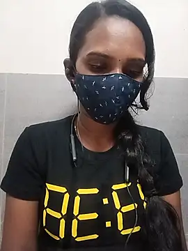 Tamil Soloqueen 001 online show from July 19, 2026, 6:15 pm
