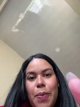 AliceStarshine online show from April 22, 2026, 4:25 pm