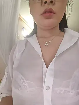 Snapshot of Chou-Choo chatting on July 13, 2026, 11:53 am Chou-Choo online show from July 13, 2026, 11:53 am