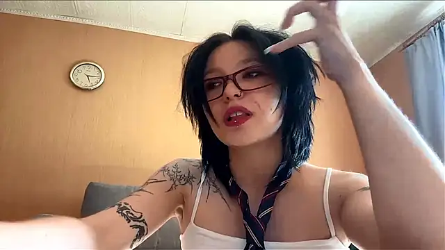 kriniavero online show from July 17, 2026, 2:14 pm
