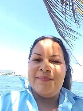 Alexandravaliente  online show from July 17, 2026, 6:38 pm