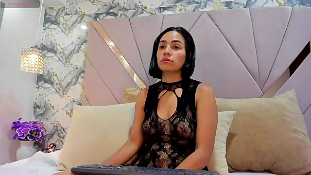 Snapshot of victoria_darkova chatting on July 24, 2026, 12:45 pm victoria darkova online show from July 24, 2026, 12:45 pm