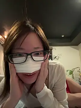Snapshot of carrot-kitty chatting on July 9, 2026, 7:24 pm carrot-kitty online show from July 9, 2026, 7:24 pm