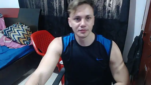 Snapshot of kike_energy chatting on November 8, 2025, 7:28 pm kike energy online show from November 8, 2025, 7:28 pm