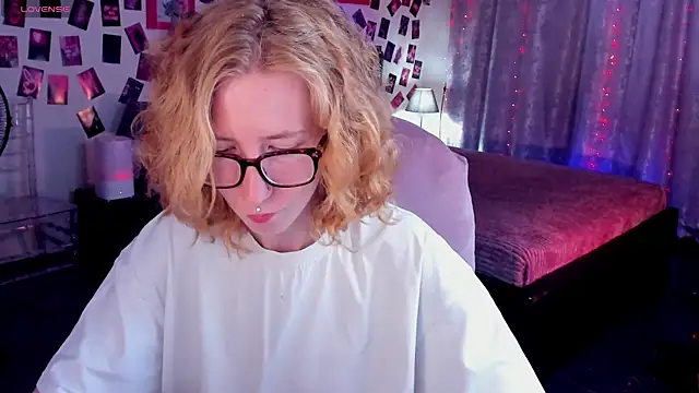 TerriaReed online show from July 28, 2026, 10:56 am