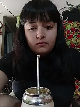 Snapshot of Luu_19 chatting on August 1, 2026, 2:48 pm Luu 19 online show from August 1, 2026, 2:48 pm