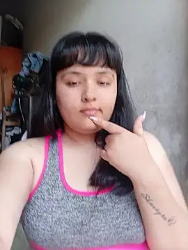 Snapshot of Luu_19 chatting on July 28, 2026, 7:26 pm Luu 19 online show from July 28, 2026, 7:26 pm