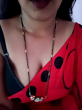 Snapshot of Ammu_Bangaram chatting on July 16, 2026, 8:33 am Ammu Bangaram online show from July 16, 2026, 8:33 am