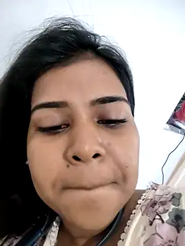 komal sexy45 online show from July 28, 2026, 5:37 am