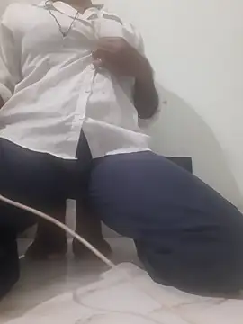 ms zini online show from July 17, 2026, 2:53 am