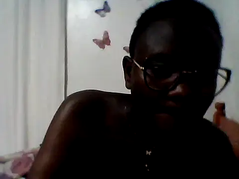 Snapshot of finegirlsheila chatting on July 15, 2026, 11:34 pm finegirlsheila online show from July 15, 2026, 11:34 pm