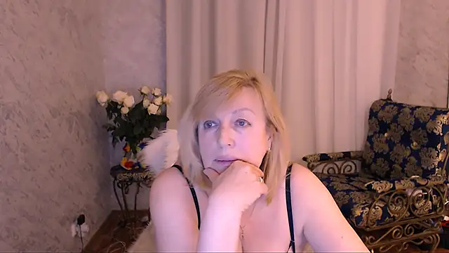 Samantha Si online show from April 30, 2026, 10:36 pm