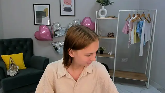 Snapshot of Jill_Moss chatting on July 17, 2026, 1:30 pm Jill Moss online show from July 17, 2026, 1:30 pm