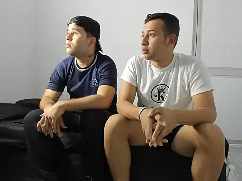 Snapshot of chicossexo02 chatting on July 30, 2026, 2:16 pm chicossexo02 online show from July 30, 2026, 2:16 pm