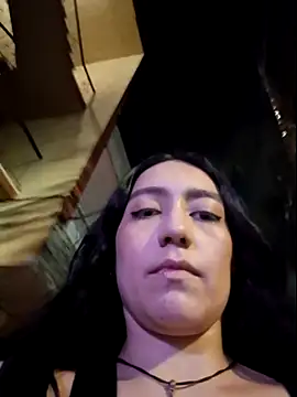 Snapshot of Evelyn_outdoors chatting on July 18, 2026, 3:26 am Evelyn outdoors online show from July 18, 2026, 3:26 am