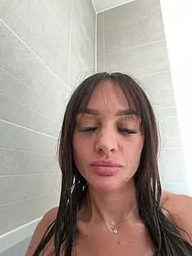 Sofiabellex online show from August 2, 2026, 1:31 pm
