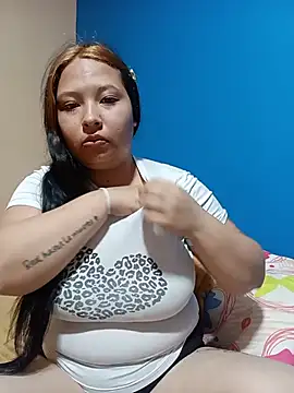 Cherry-kisse online show from July 22, 2026, 2:35 am