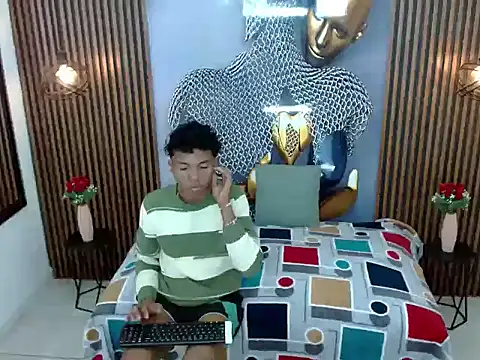 AlessandroBlack  online show from July 20, 2026, 8:11 pm