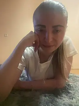 Jeni-angel online show from July 19, 2026, 6:04 pm