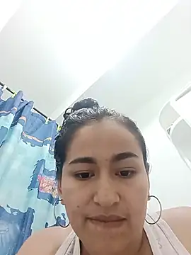 lesly cruz online show from July 26, 2026, 7:10 pm