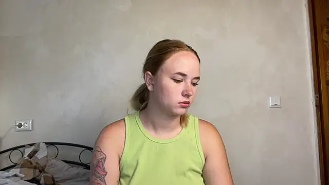 AngelMia 92 online show from July 30, 2026, 8:02 am