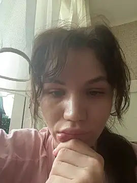 Snapshot of helly_dan chatting on July 18, 2026, 3:42 pm helly dan online show from July 18, 2026, 3:42 pm