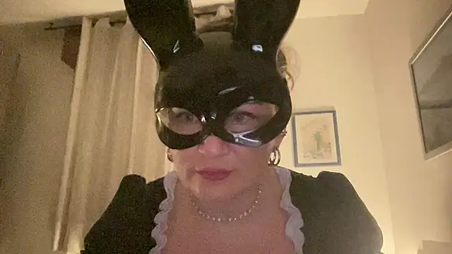 69ladyeva69 online show from July 23, 2026, 8:05 pm