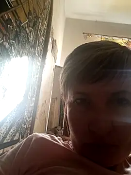 Snapshot of BellaBlum777 chatting on July 28, 2026, 2:46 pm BellaBlum777 online show from July 28, 2026, 2:46 pm