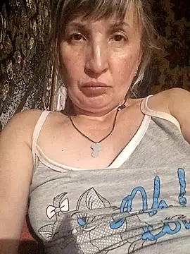 Snapshot of BellaBlum777 chatting on July 18, 2026, 8:50 pm BellaBlum777 online show from July 18, 2026, 8:50 pm