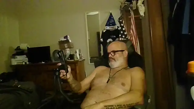 Snapshot of muthaxxtrukka chatting on July 21, 2026, 4:03 am muthaxxtrukka online show from July 21, 2026, 4:03 am