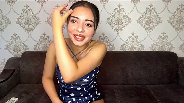 BellaCorvina online show from July 21, 2026, 5:42 am