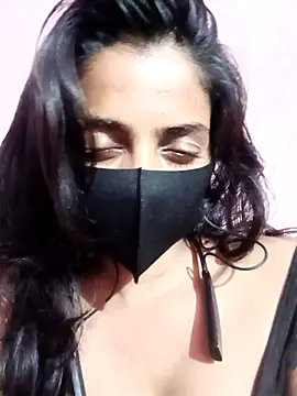 kanikaa975 online show from July 25, 2026, 8:26 pm