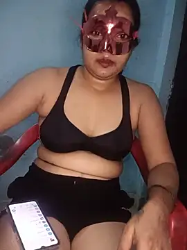 Komal hot76 online show from August 2, 2026, 4:59 pm