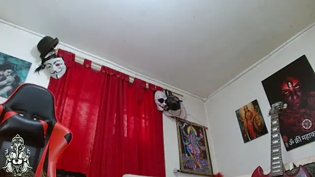 Amanda Valeska online show from June 24, 2026, 5:44 pm